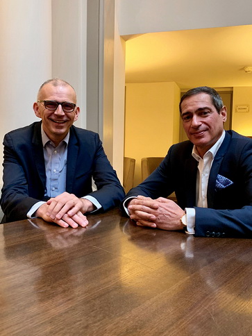 Emmanuel Grenier, président directeur général de Cdiscount (à gauche) et Jean-Paul Mochet, directeur général de Franprix (à droite). DR