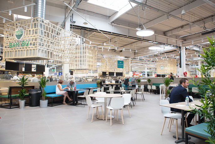 Fresh Avenue : une salle de restaurant de 200 places assises. © Christophe Fouquin